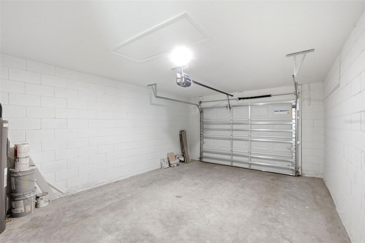 2107 Suanee Avenue , Unit 200, Eustis, FL 32726 Photo