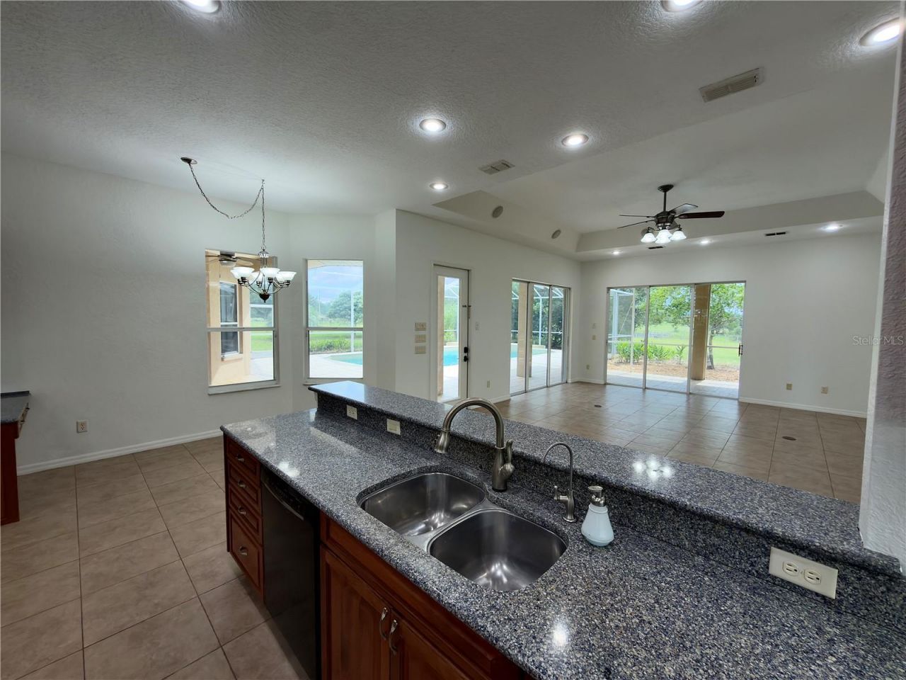 24087 Twister Lane, Brooksville, FL 34602 Photo