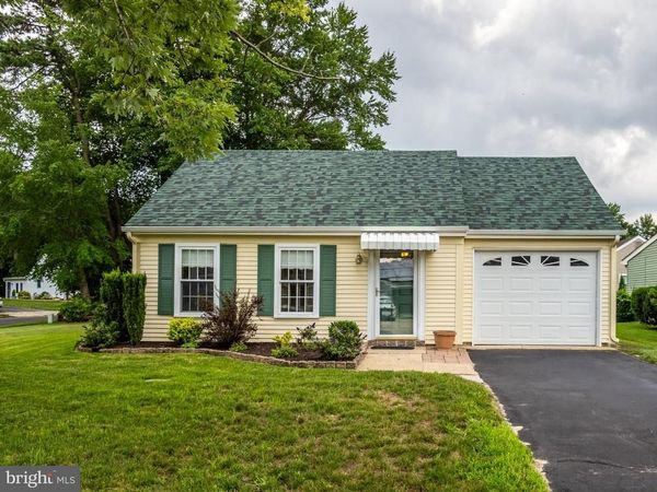 36 HEATHER PLACE, SOUTHAMPTON, NJ 08088