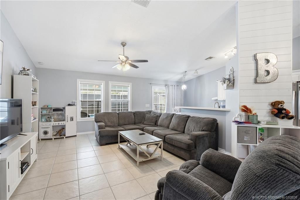 2326 SE Luau Avenue , Port Saint Lucie, FL 34952 Photo
