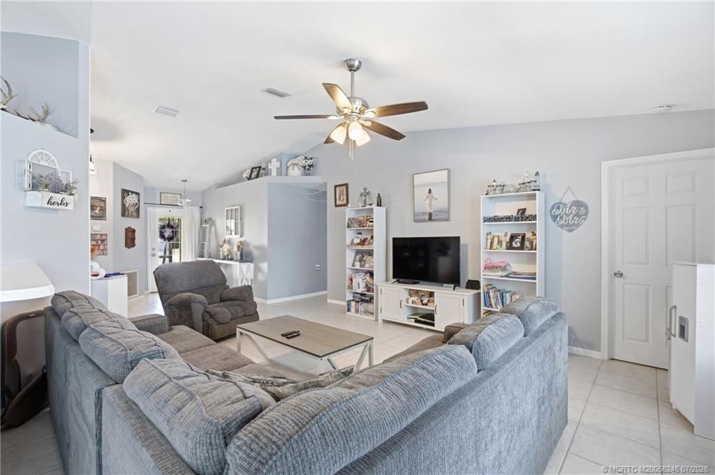 2326 SE Luau Avenue , Port Saint Lucie, FL 34952 Photo