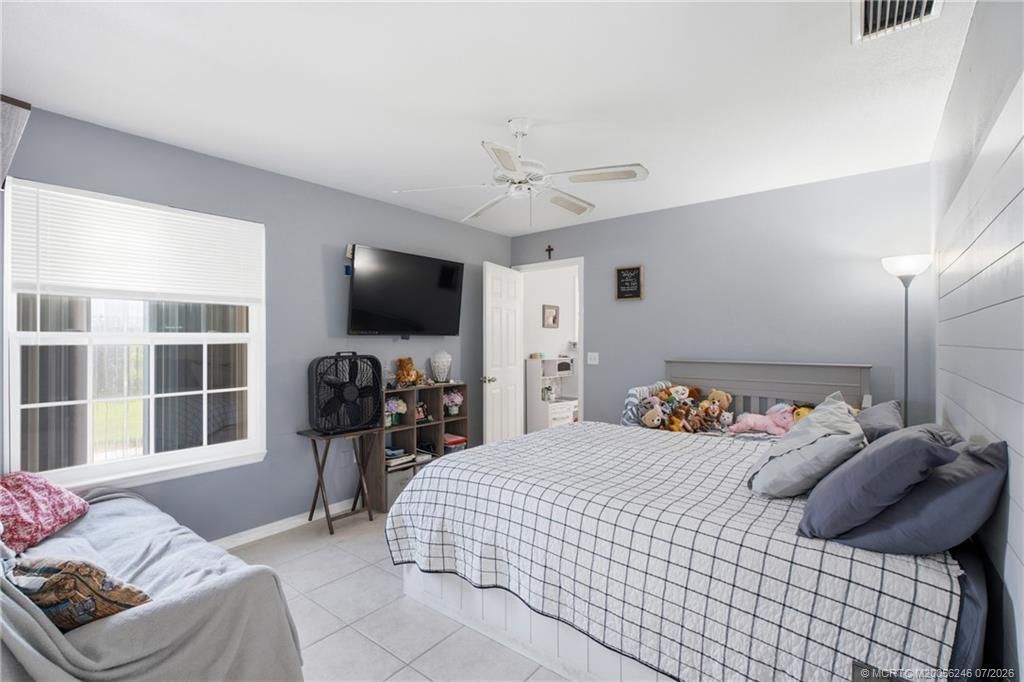 2326 SE Luau Avenue , Port Saint Lucie, FL 34952 Photo