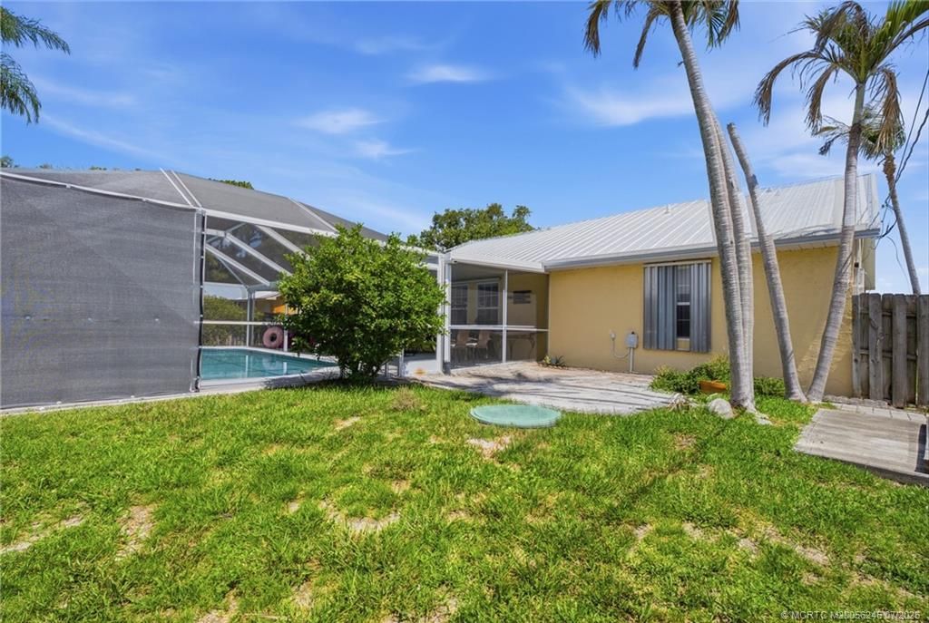 2326 SE Luau Avenue , Port Saint Lucie, FL 34952 Photo