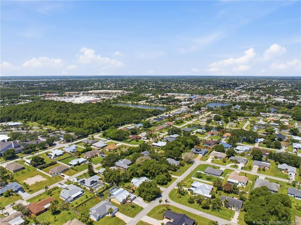 2326 SE Luau Avenue , Port Saint Lucie, FL 34952 Photo
