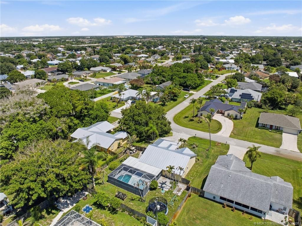 2326 SE Luau Avenue , Port Saint Lucie, FL 34952 Photo