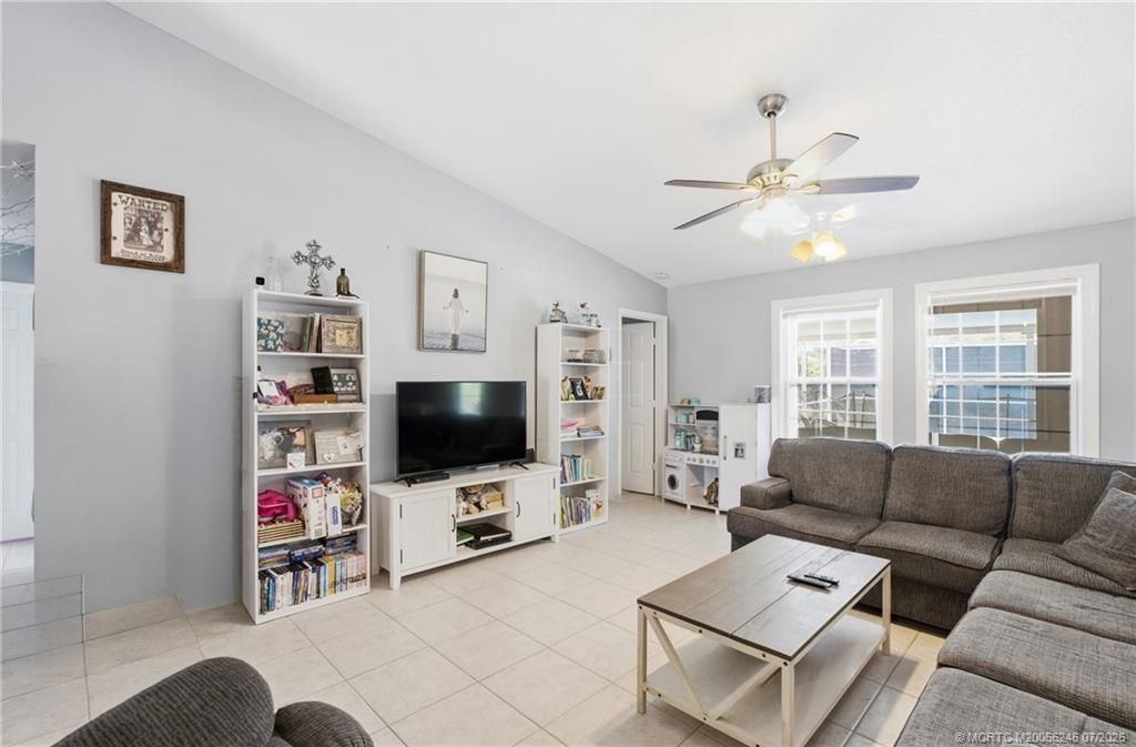 2326 SE Luau Avenue , Port Saint Lucie, FL 34952 Photo