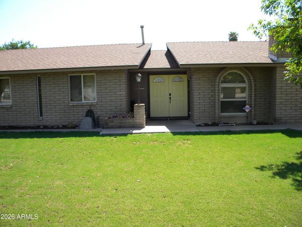 1063 N BARKLEY, Mesa, AZ 85203
