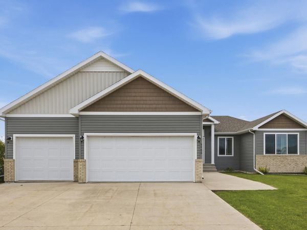 5486 Tyler Avenue S, Fargo, ND 58104
