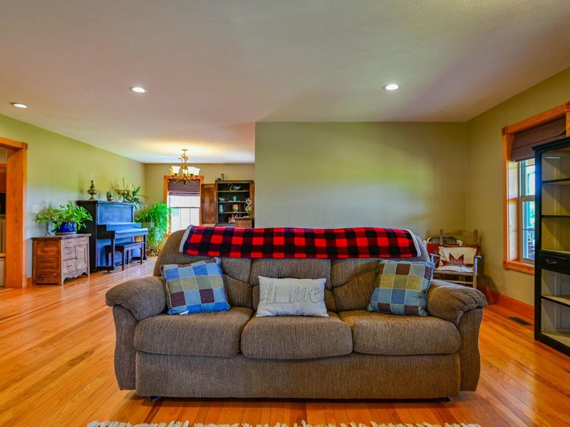 67280 Woodfield Drive , New Plymouth, OH 45654 Photo 6