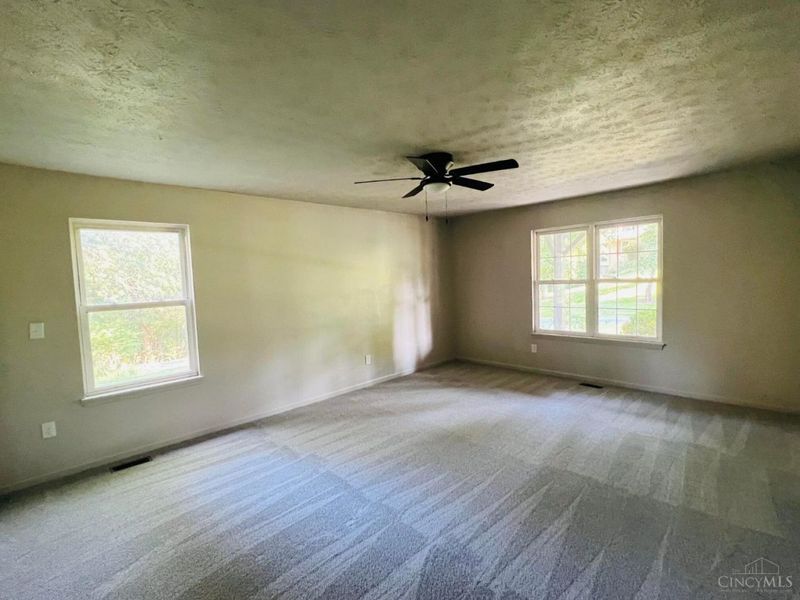 4875 W Kemper Road, Colerain Township, OH 45251 Photo 10