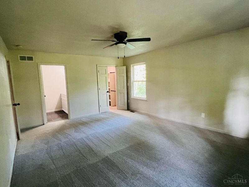 4875 W Kemper Road, Colerain Township, OH 45251 Photo 9