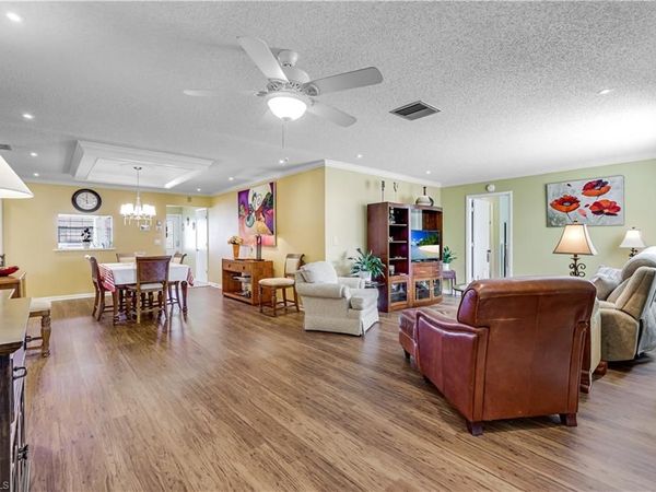 7079 Cedarhurst DR, FORT MYERS, FL 33919