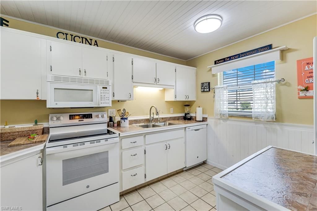 7079 Cedarhurst Dr, Fort Myers, FL 33919 Photo