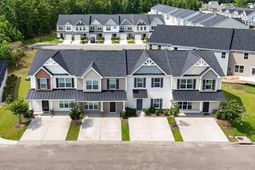 230 Swallowtail Lane photo 4