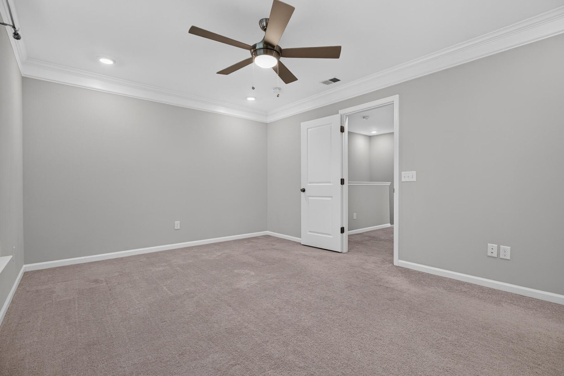 230 Swallowtail Lane Photo 40