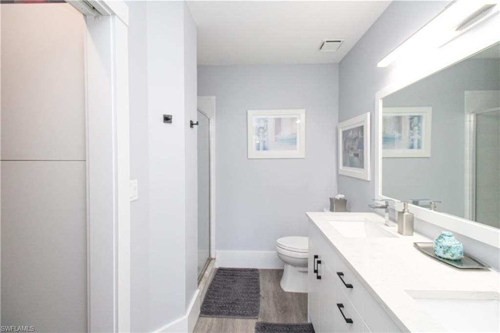 225 Robin Hood Cir, Unit 203, Naples, FL 34104 Photo