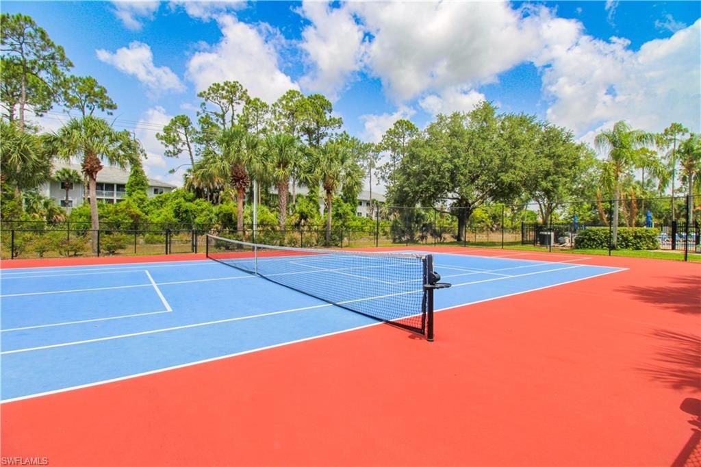 225 Robin Hood Cir, Unit 203, Naples, FL 34104 Photo