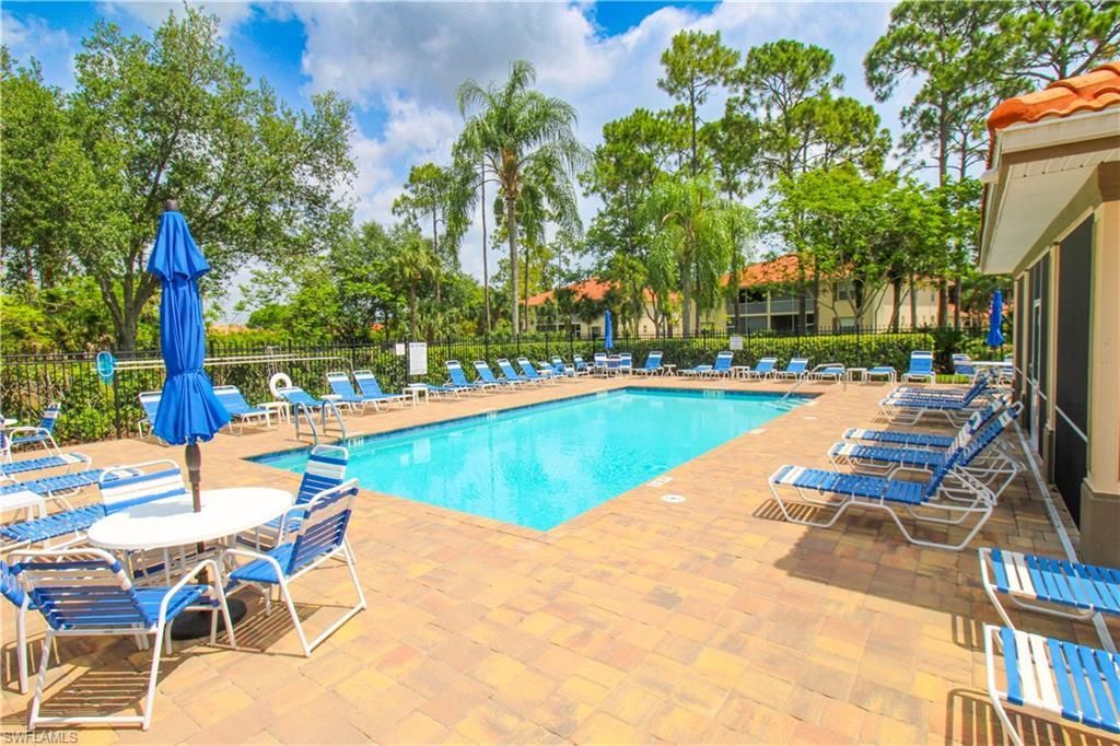 225 Robin Hood Cir, Unit 203, Naples, FL 34104 Photo
