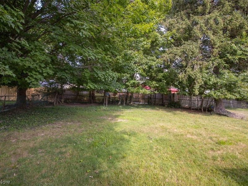 6453 W 130th Street, Parma Heights, OH 44130 Photo 8