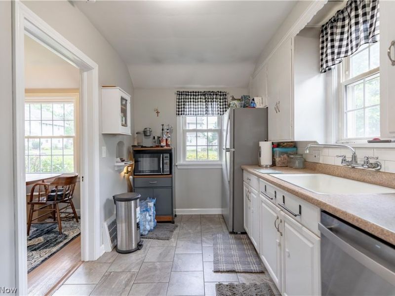 224 Summit Street SE, North Canton, OH 44720 Photo 15