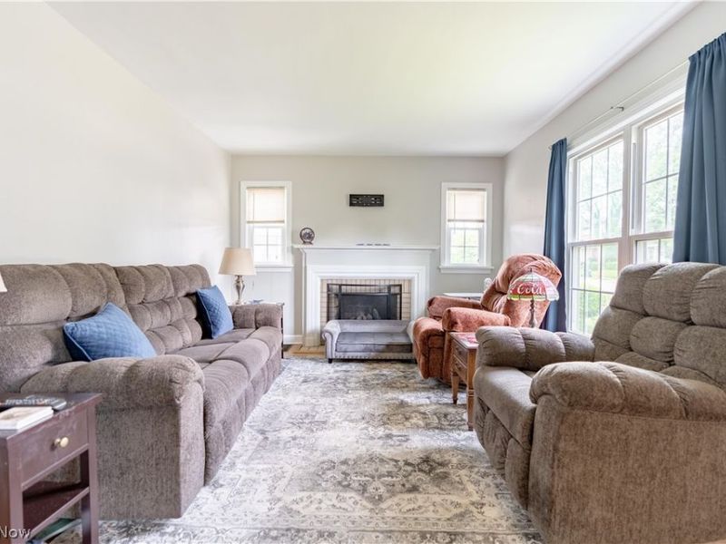 224 Summit Street SE, North Canton, OH 44720 Photo 6