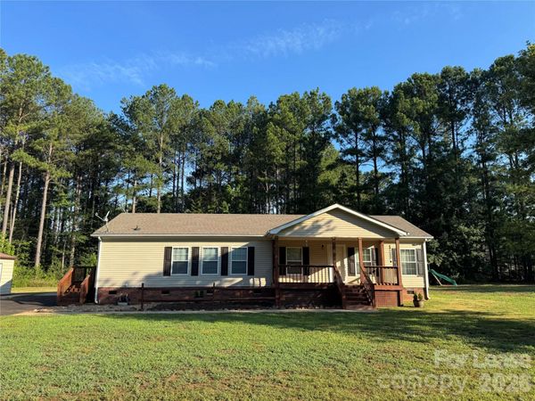 2805 Sweeping Pine Lane, Denver, NC 28037