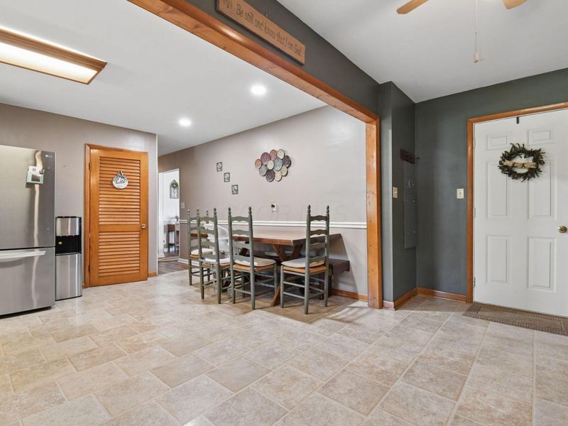 22 Warren Drive, Kingston, OH 45644 Photo 5
