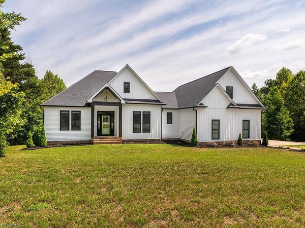 1805 Merritt Trail, Burlington, NC 27217