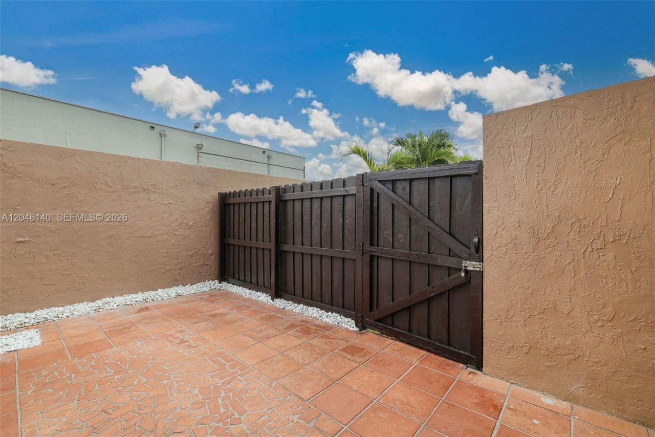 1809 SW 107th Ave , Unit 2710, Miami, FL 33165 Photo
