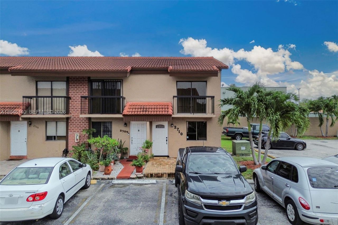 1809 SW 107th Ave , Unit 2710, Miami, FL 33165 Photo