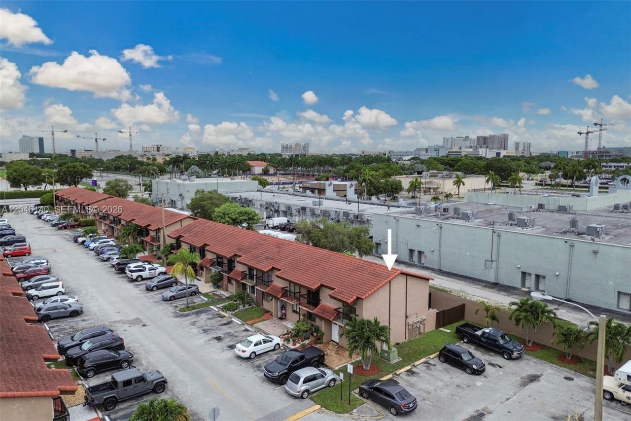 1809 SW 107th Ave , Unit 2710, Miami, FL 33165 Photo