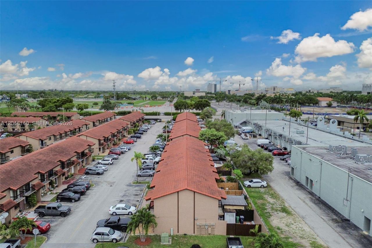 1809 SW 107th Ave , Unit 2710, Miami, FL 33165 Photo