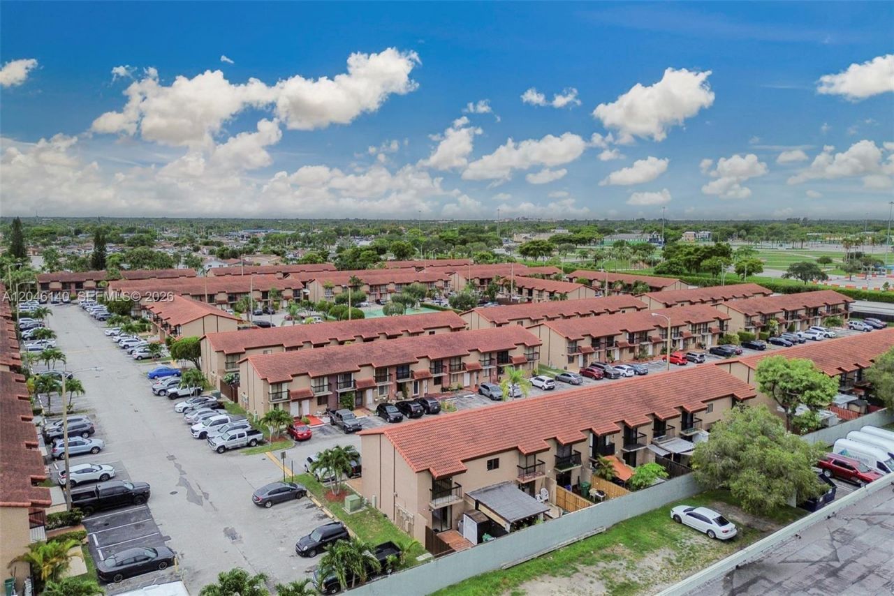1809 SW 107th Ave , Unit 2710, Miami, FL 33165 Photo