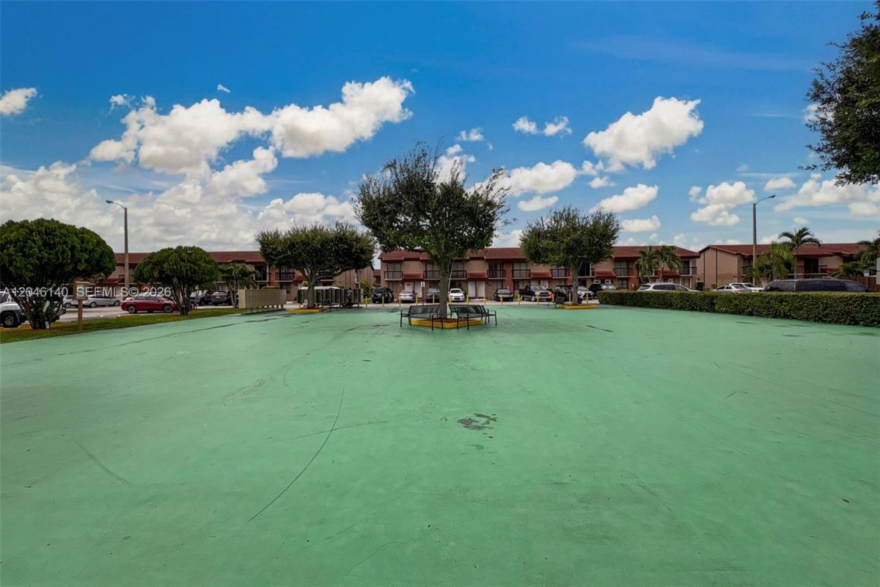 1809 SW 107th Ave , Unit 2710, Miami, FL 33165 Photo