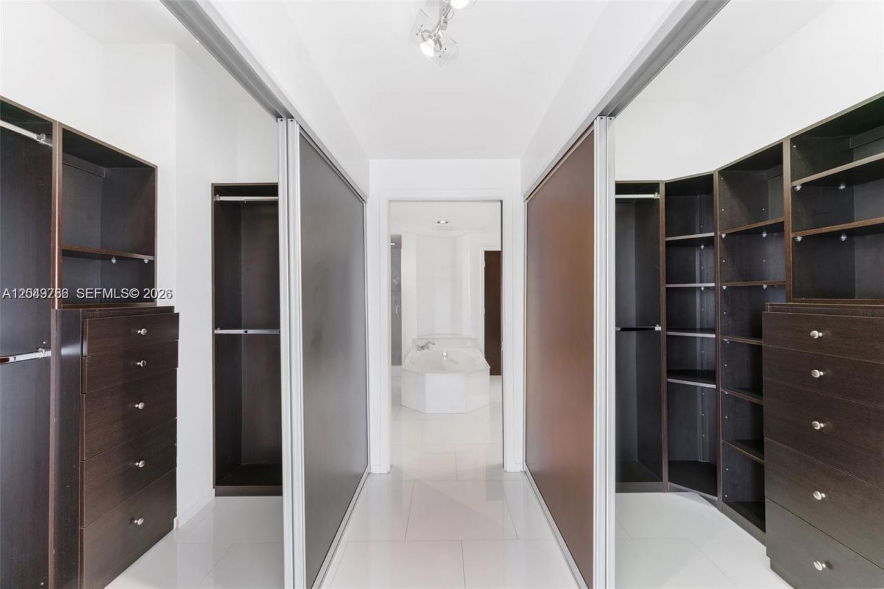 10720 NW 66 St , Unit 507, Doral, FL 33178 Photo