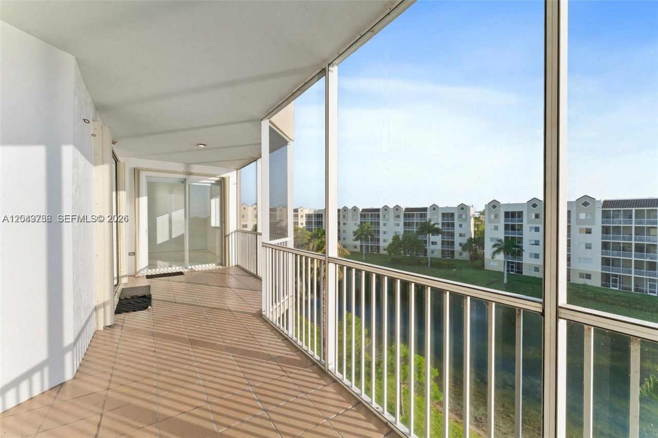 10720 NW 66 St , Unit 507, Doral, FL 33178 Photo