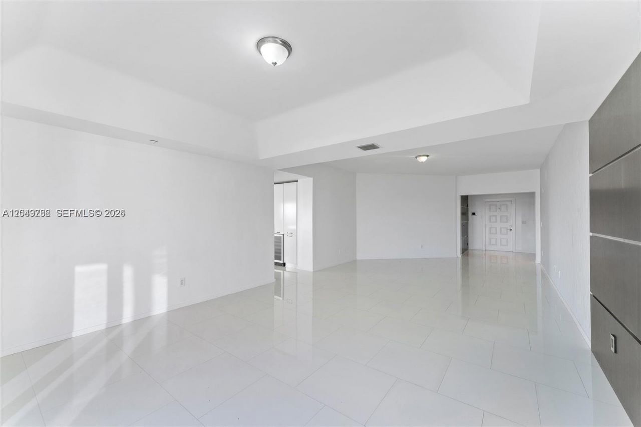 10720 NW 66 St , Unit 507, Doral, FL 33178 Photo