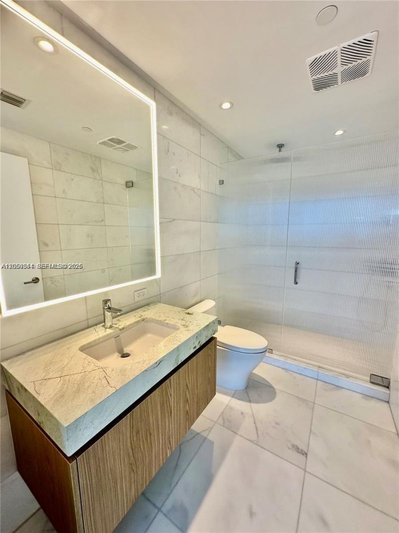 500 Alton Rd , Unit 1708, Miami Beach, FL 33139 Photo