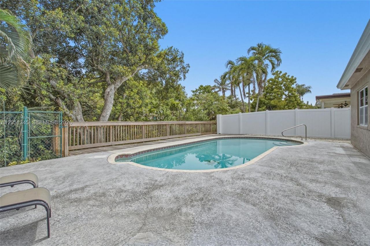 8410 SW 20th St , North Lauderdale, FL 33068 Photo