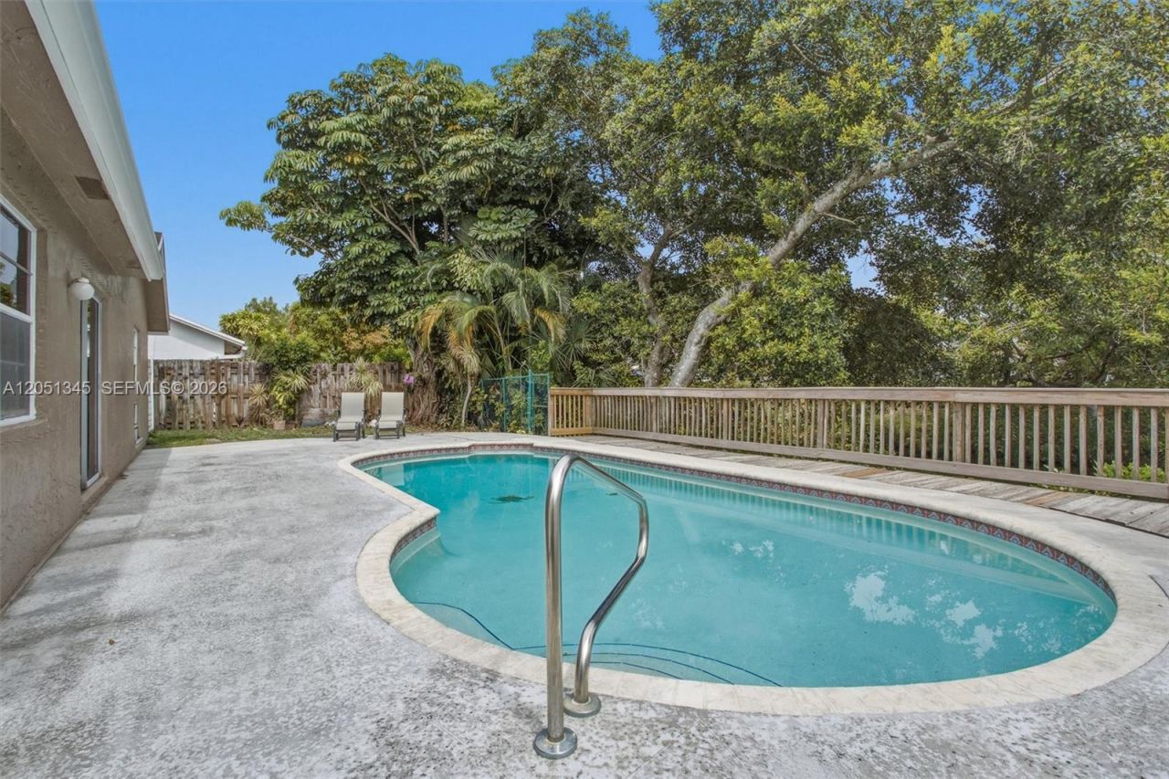 8410 SW 20th St , North Lauderdale, FL 33068 Photo