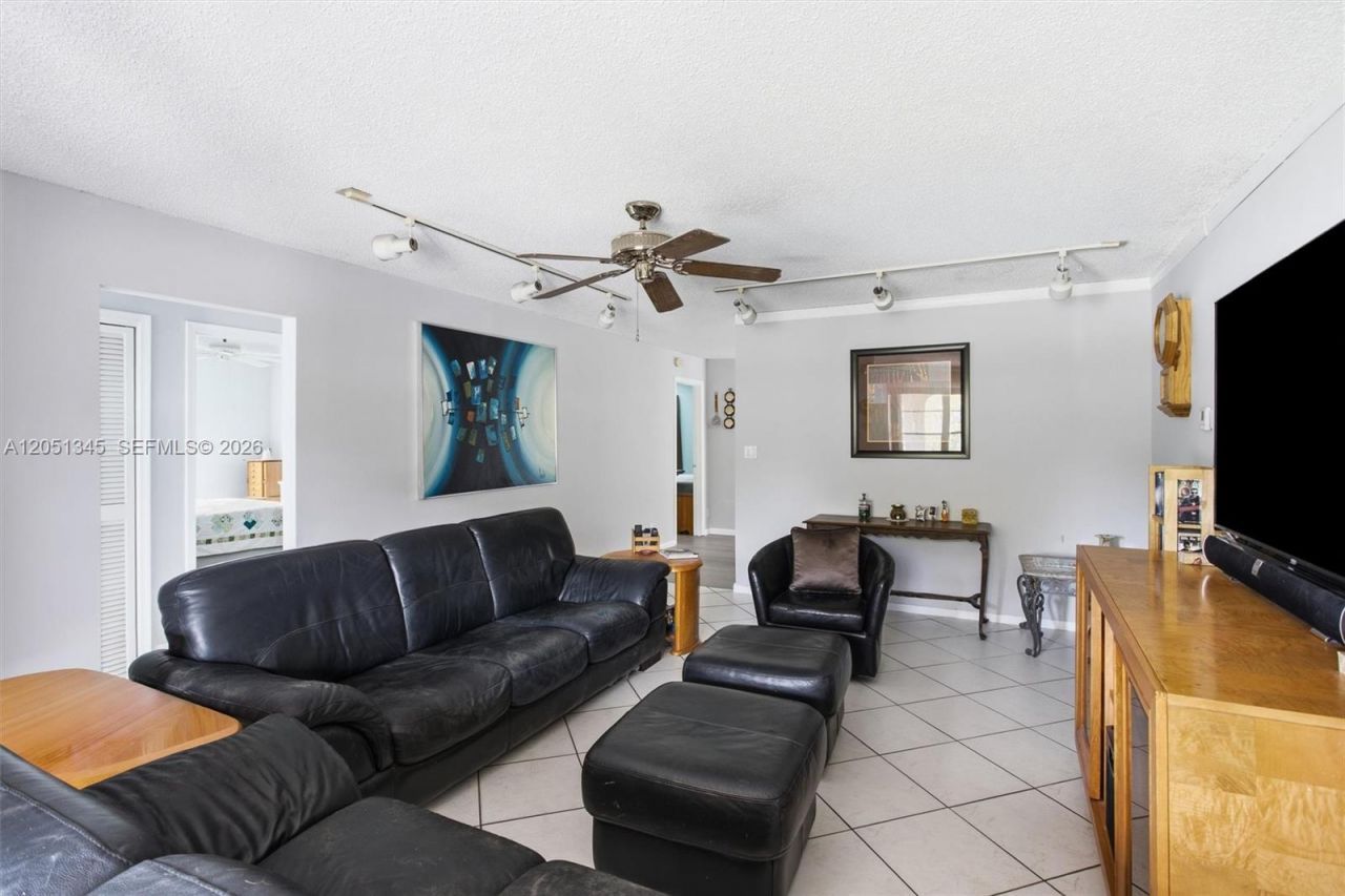 8410 SW 20th St , North Lauderdale, FL 33068 Photo