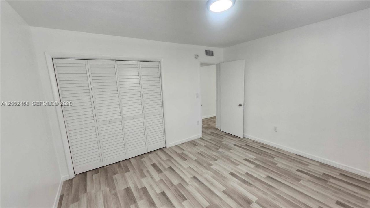 111 NW 152nd St , Unit 16, Miami, FL 33169 Photo
