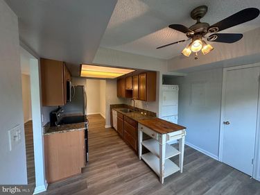 10223 VALENTINO DRIVE, Unit 7301, OAKTON, VA 22124