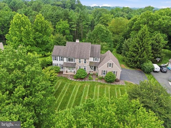 850 FOUR STREAMS DRIVE, WEST CHESTER, PA 19382