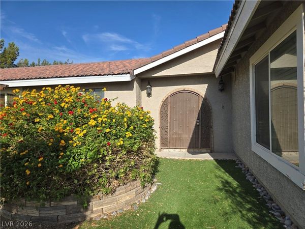 5945 N El Capitan Way , Las Vegas, NV 89149