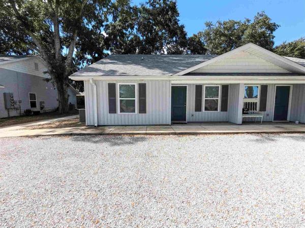 313 N Navy Blvd, Pensacola, FL 32507