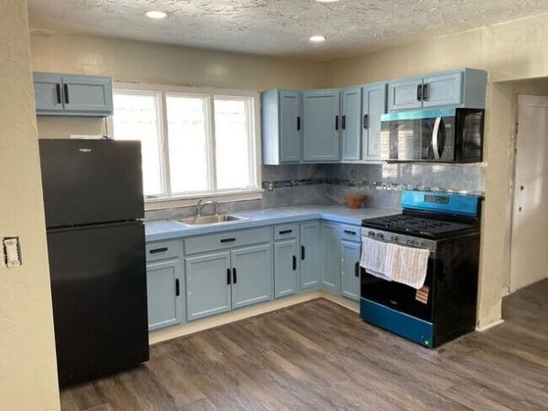 80-82 Sunnyside St, Unit 2, Boston, MA 02136