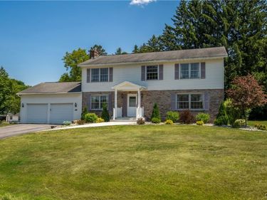 65 Woodberry Road, New Hartford, NY 13413