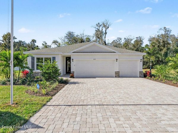 2801 Indian River Parkway , Mims, FL 32754