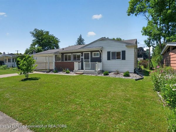 1415 Weber Drive, Lansing, MI 48912